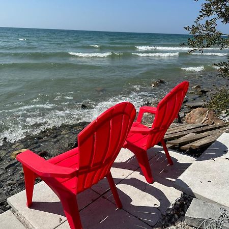 Bed and Breakfast The Wind In The Willows - Luxury Lakefront Oasis Cobourg Exteriér fotografie