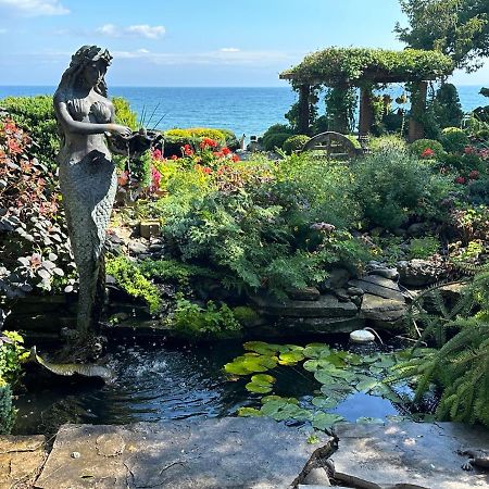 Bed and Breakfast The Wind In The Willows - Luxury Lakefront Oasis Cobourg Exteriér fotografie